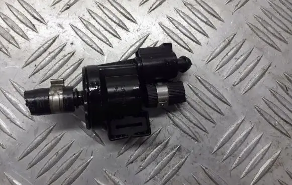Audi A4 S4 B7 8E 8H Turbo solenoid valve 0280142431