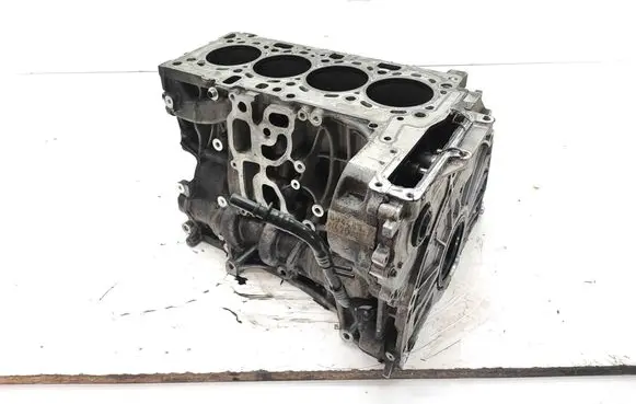 BMW 5 F10 F11 Engine block 7810596 N47D20C