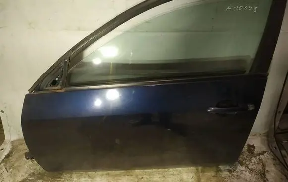 Nissan Primera Front door melynos