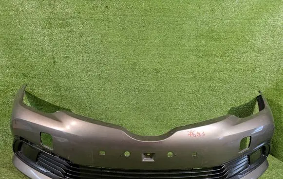 Toyota Auris E180 Front bumper 