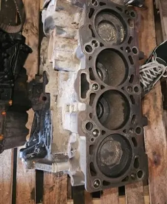 Audi A4 S4 B8 8K Engine block 03L021BG V200J 180HBH