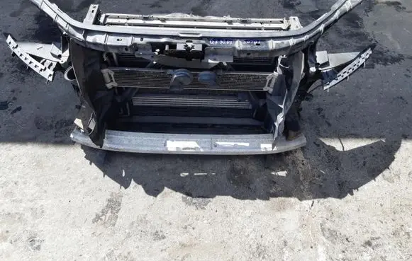 Audi Q7 4L Radiator support slam panel