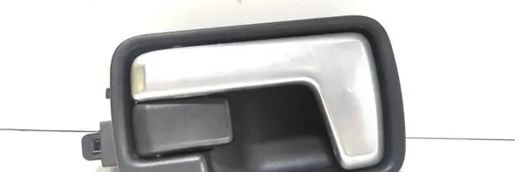 Land Rover Discovery 3 - LR3 Front door interior handle
