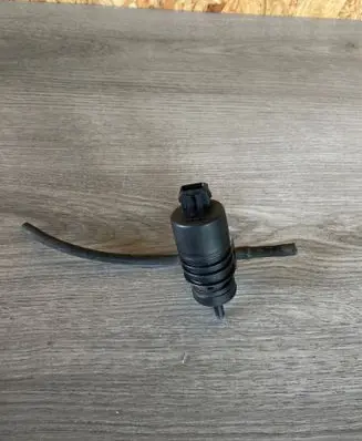 Volkswagen Golf III Windshield washer spray nozzle 