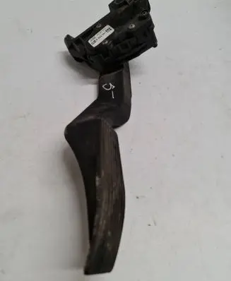Opel Zafira A Accelerator throttle pedal 9202341 6PV00811400