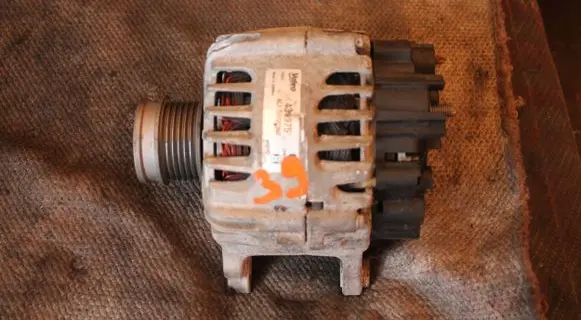 Chevrolet Captiva Generator/alternator 6578