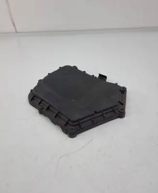 BMW X4 F26 Fuse box cover 8509910