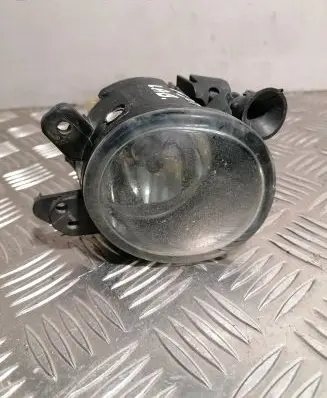 Mercedes-Benz C W204 Front fog light A2518200856 0305076002