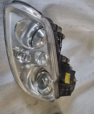 Volkswagen Touran I Headlight/headlamp 1T0941031D 0301205271