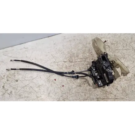Hyundai Santa Fe Front door lock 813102820