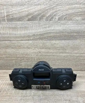 Renault Megane II Climate control unit 8200344848