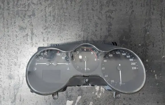Seat Altea Speedometer (instrument cluster) 5P0920823C