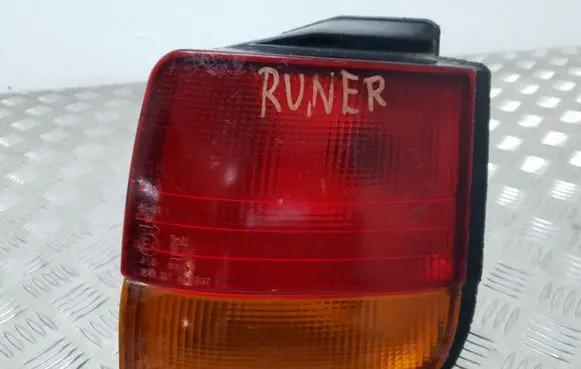 Mitsubishi Space Runner Rear/tail lights