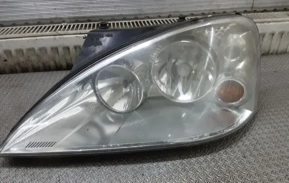 Ford Galaxy Headlight/headlamp 0301183201