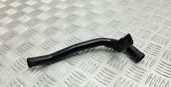 Volkswagen PASSAT B7 Engine coolant pipe/hose 03L122157R