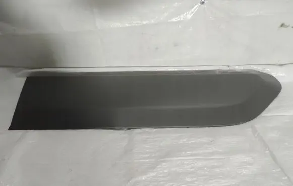 Opel Corsa E Front door trim (molding) 9817695177
