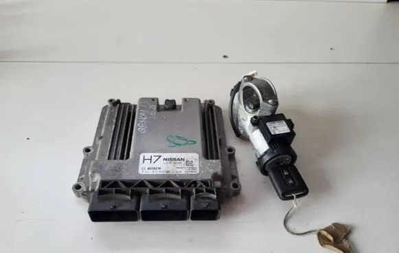 Nissan Qashqai Engine control unit/module 23710BB58E 28590C9968