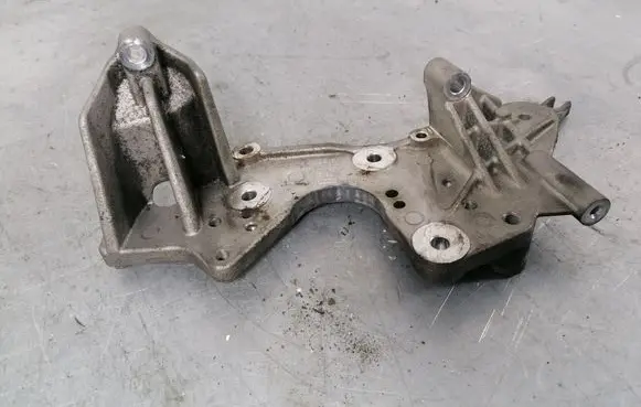 Audi Q7 4L Fuel pump bracket 059130147N