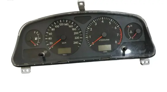 Toyota Avensis T220 Speedometer (instrument cluster) 8380005230 00395694001