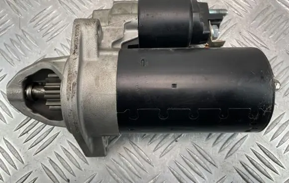 Mercedes-Benz E W212 Starter motor A2719060200