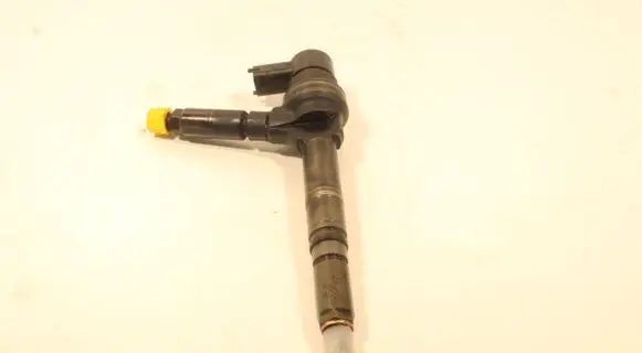 Opel Astra H Fuel injector 0445110175