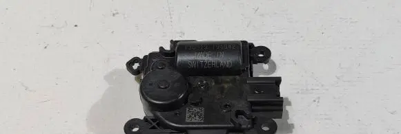 Ford Explorer VI Air flap motor/actuator AA113800-4430 194942 8031919494