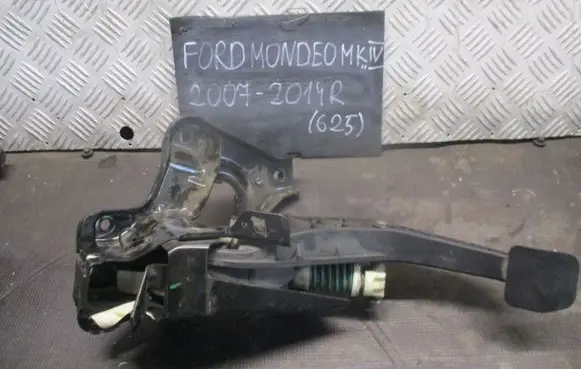 Ford Mondeo MK IV Brake pedal bracket assembly 7G9N7B633A
