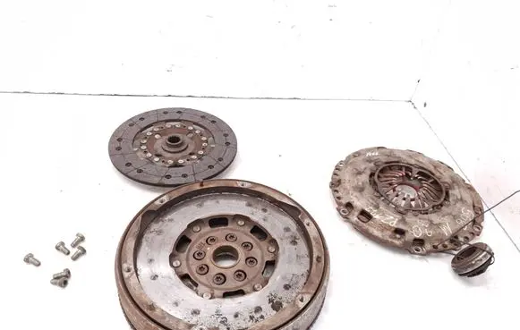 Peugeot 307 CC Clutch set kit 9664361580