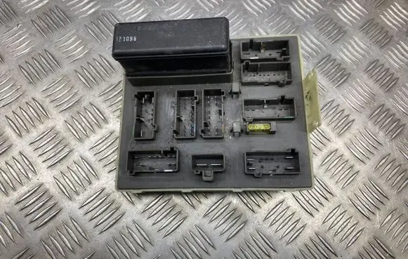 Ford Focus BSM Control unit 518234604 98AG14A073AE