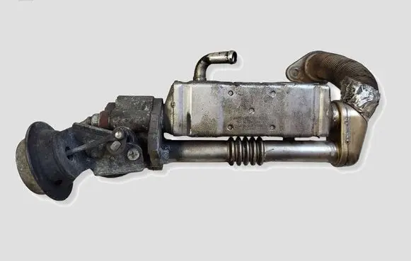 Mazda 6 EGR valve R2AA20304 10G9A000045