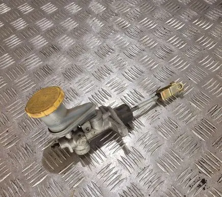 Subaru Legacy Clutch master cylinder