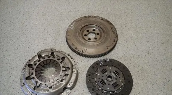 Nissan Almera N16 Dual mass flywheel 