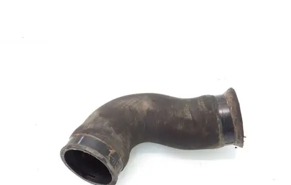 Audi A4 S4 B7 8E 8H Intercooler hose/pipe 8E0145837G