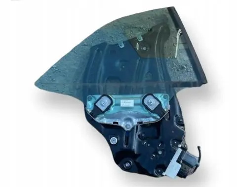 Audi S5 Front vent window/glass (coupe) 8W7839398