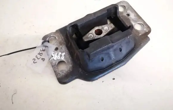 Ford Mondeo MK IV Engine mount bracket 6g917m121bc 6g91-7m121-bc