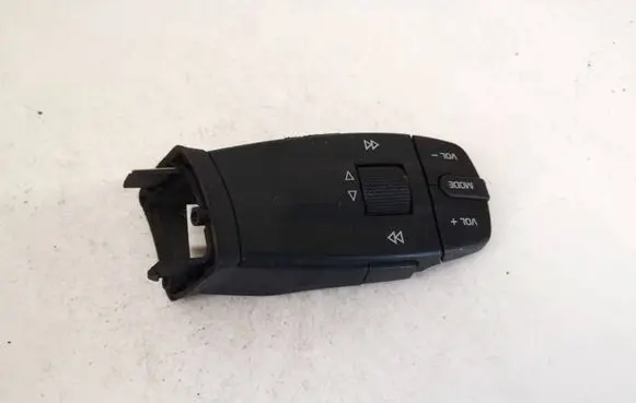 Multifunctional control switch/knob
