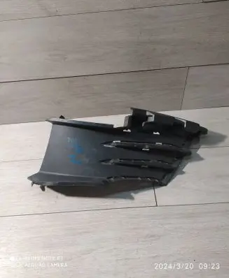 Cupra Born Front bumper lower grill 10E807883