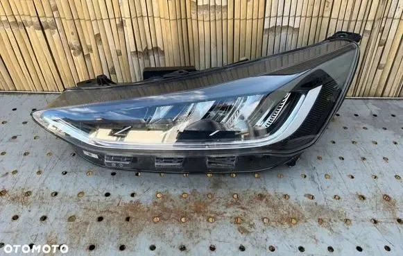 Ford Focus Headlight/headlamp