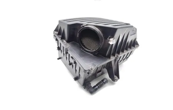 Volkswagen Amarok Air filter box