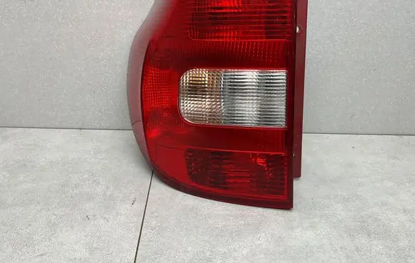 Skoda Yeti (5L) Rear/tail lights 5L0945095