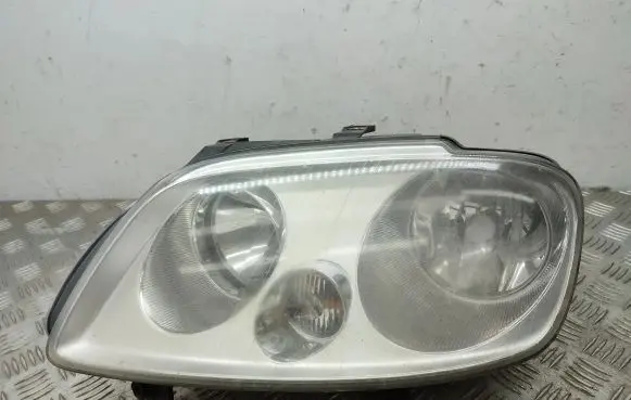 Volkswagen Caddy Headlight/headlamp 2K0941005