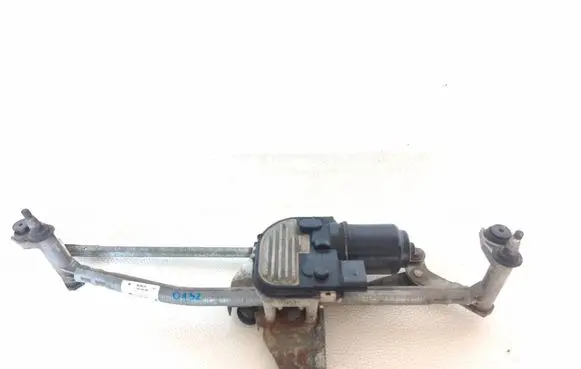 Volkswagen PASSAT B6 Front wiper linkage and motor 3398009828 3C1955601
