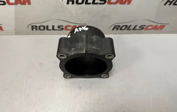 Mercedes-Benz E W211 Intercooler pipe mounting bracket 