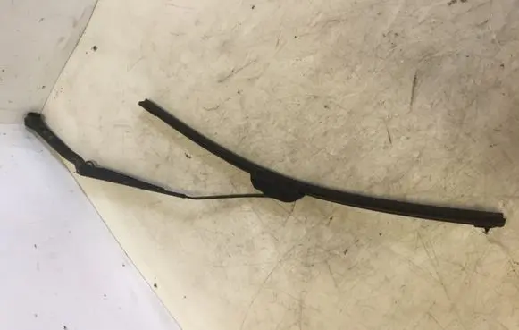Mazda 6 Windshield/front glass wiper blade 