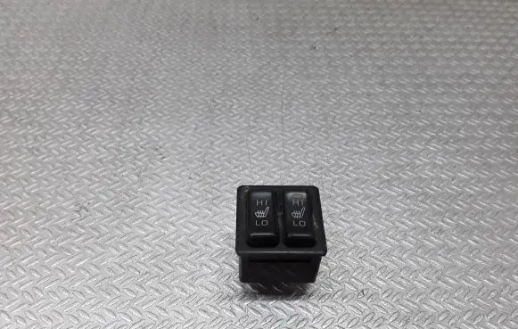 Mitsubishi Pajero Pinin Seat heating switch