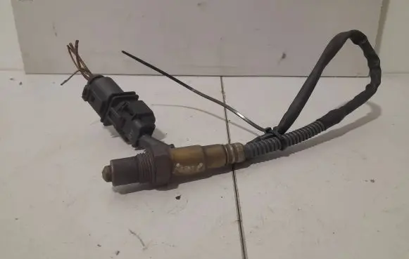 Volkswagen Touareg I Lambda probe sensor 03C906262D 0258017006