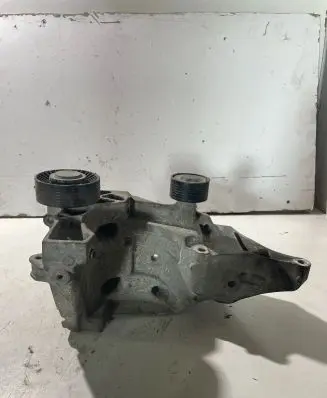 BMW 3 E90 E91 Generator/alternator bracket 7802639 GD01485 13972010