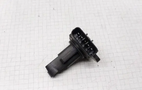 Toyota Corolla E120 E130 Mass air flow meter 222040J010 MB1974003010