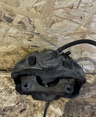 BMW 5 E60 E61 Front brake caliper