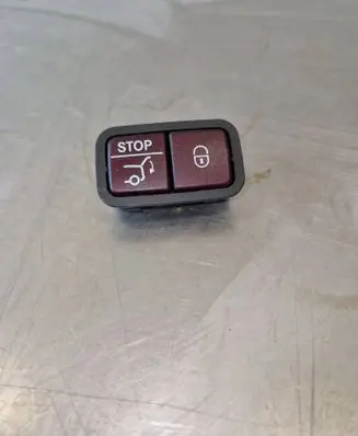 Mercedes-Benz GLC C253 Tailgate/boot open switch button A2128210551